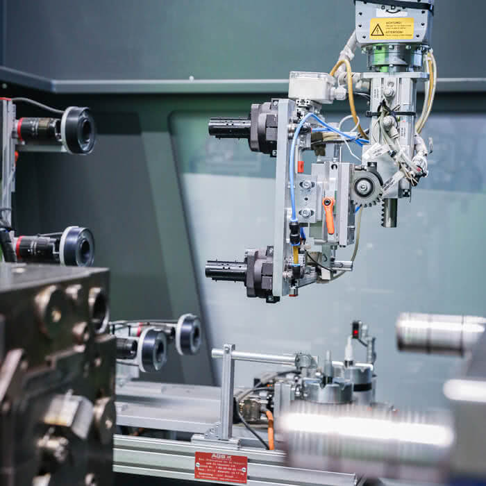 Series production of plastic injection-molded parts in Germany